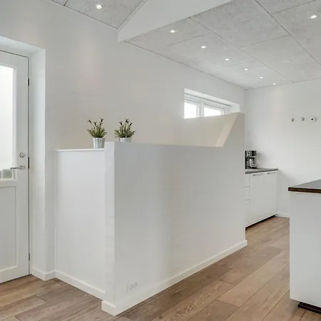 Teodosij - 1-1km From The Sea By Interhome سكاغن